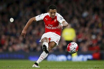 EPL: Alexis Sanchez Double Lifts Arsenal into Third Place