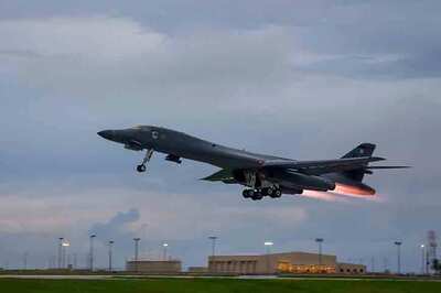 US Flies Bombers Over Korea as Donald Trump Discusses Options