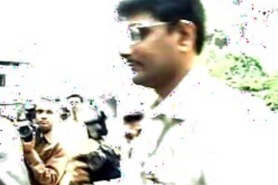 SC grants bail to stock broker Ketan Parekh in Canfina case