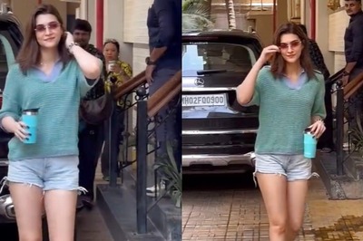 Kriti Sanon Looks Chic In Comfy And Cool Casuals As She Gets Snapped In The City; Watch