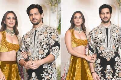 Kiara Advani-Sidharth Malhotra Hold Hands As They Look Royal At Manish Malhotra's Diwali Bash | Photos