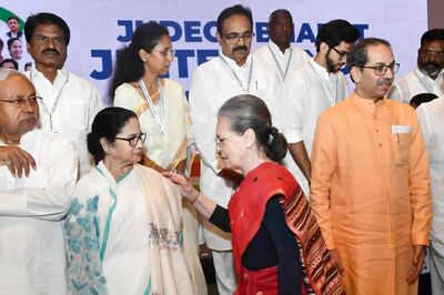 Solidarity Over Suspension of MPs Not Enough, INDIA Bloc in Dire Need of Faith More Than Formula Now