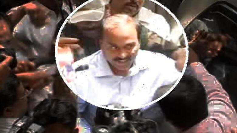 Former Karnataka Minister G Janardhan Reddy walks out of jail