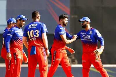 IPL 2024: RCB Head Coach Andy Flower Says, 'Looking to See More Attacking Fast Bowling from Mohammed Siraj and Yash Dayal'