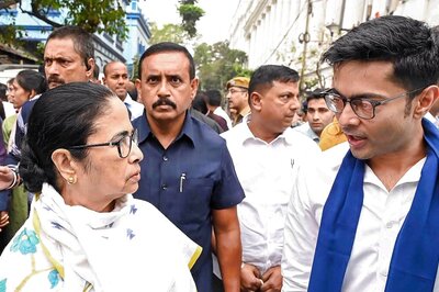 As TMC Beat BJP in Bengal Lok Sabha Polls But Performed Poorly in Urban Areas, Mamata to Meet Municipal Leaders on Monday