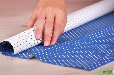 How to Wrap a Liquor Bottle