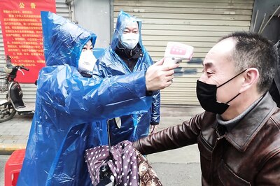 EU Raises Coronavirus Risk Level to 'High', Says Outbreak Continues to Spread