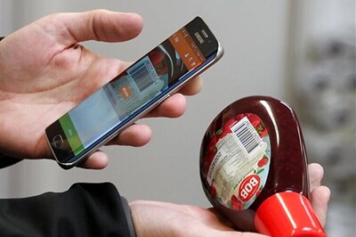 At this unmanned store, customers only need a smartphone to make purchases