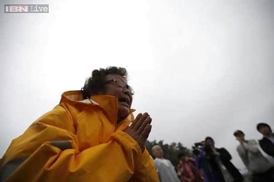 Cries of anguish as South Korea ferry toll reaches 130