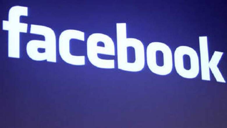Facebook offers Deals, revs up mobile effort