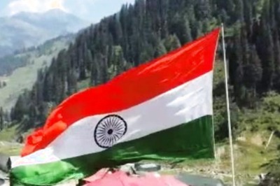 World's Largest Tricolour in Khadi at Leh Unique Tribute to Gandhi, Says PM Modi