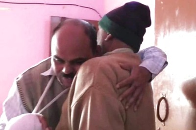 'Was Offering Namaz...': Man Saves UP Cop from Violent Mob During Anti-Citizenship Law Protests in Firozabad