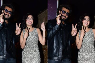 Tejasswi Prakash Teaches Arjun Kapoor The Naagin Hand Gesture and Fans Call It 'Cutest of All Time'