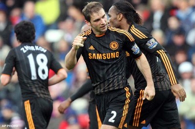 EPL: Chelsea, Arsenal grab late winners