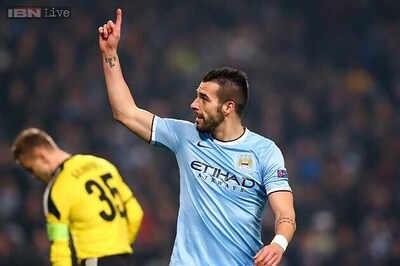 Alvaro Negredo hat-trick fires Manchester City into last 16