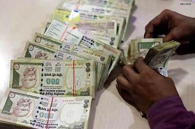 Rupee weakens 3 paise vs US dollar to end at 61.87, snaps 2-day rise