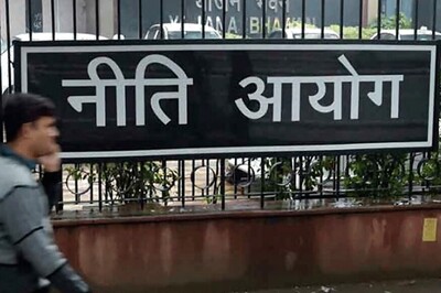 Niti Aayog Forms Task Force to Push Exports, Create Jobs