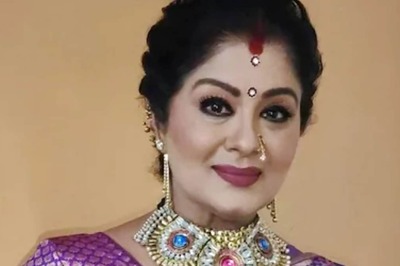 Sudha Chandran Recalls How Her Father Stood By Her After The Accident: 'I Will Be Your Leg'