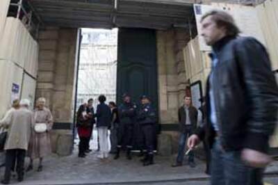 Picasso sketchbook stolen from Paris museum