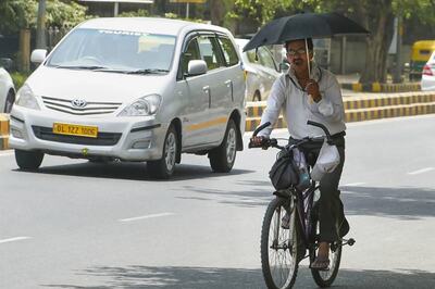 Delhi Breathes Easy as Favourable Weather Reduces Pollution Levels by Half