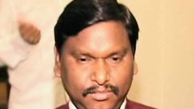 Woman hurls stone at Jharkhand CM's pilot car