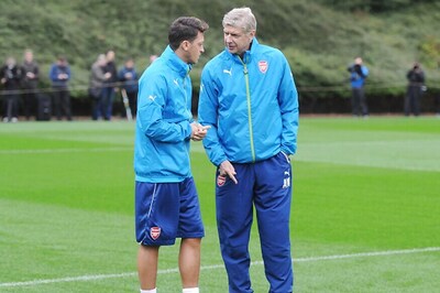 Mesut Ozil Wants Clarity on Arsene Wenger Future Before Signing New Deal