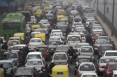 Delhi's killer air: Better public transportation a solution
