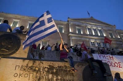 EU welcomes 11th-hour Greek proposals to bring Athens back from brink of bankruptcy