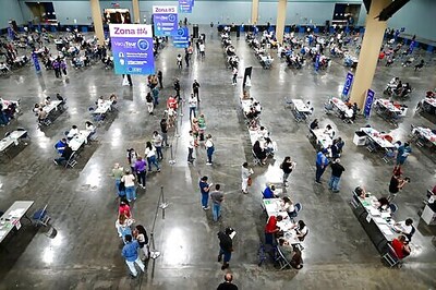 Puerto Rico Vaccinates Thousands In 15-hour Mass Event