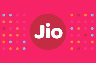 Reliance Jio Opens 4G Service for Public - But on Invite Basis