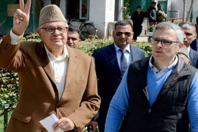 Farooq Abdullah Holds Consultations with NC Leaders from Jammu Over Meet with PM
