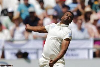 South Africa Pacer Vernon Philander Trolled for calling This India Player a 'Kid'