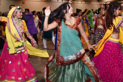Navratri 2022: From Sanedo to Odhani, 5 Bollywood Songs that are Perfect to Groove to this Festival