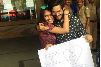 Youths Offer 'Free Hugs' to Protest Moral Policing, Kolkata Metro Says No Clear Footage of Assault on Couple