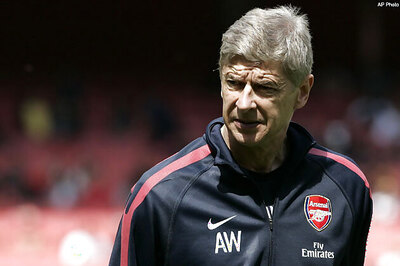 Arsenal open new contract talks with Arsene Wenger