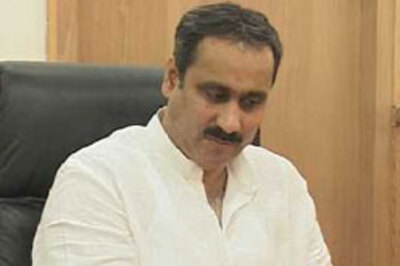 Students give a pat on Ramadoss' back