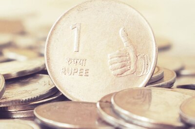 Rupee Rises 9 Paise to 79.24 Against US Dollar in Early Trade