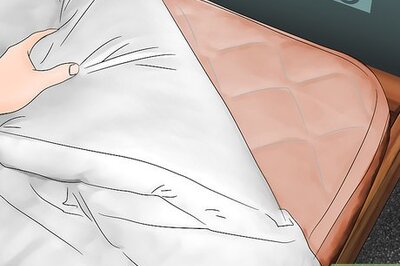 How to Draw Bed Bugs Out of Hiding