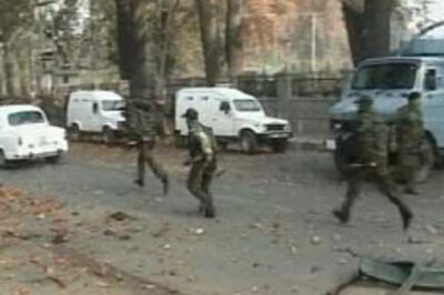 Tourists attacked in Srinagar blast