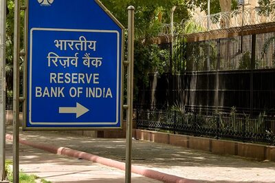 RBI MPC Meet Begins; Inflation, Global Monetary Policy Cycle, Rupee Centre Of Discussion