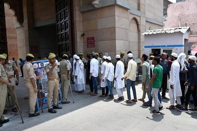 Amid Tight Vigil, 52-Member Team Enters Varanasi's Gyanvapi Masjid; All Underground Cellars Surveyed
