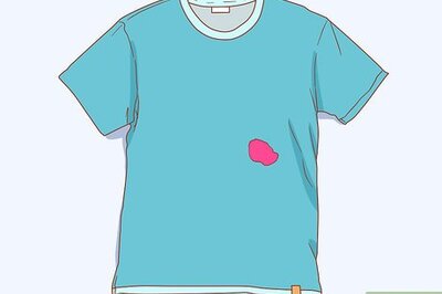 How to Remove Fabric Paint from Clothes