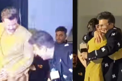 Anil Kapoor Jumps as Karan Johar Tries to Touch His Feet at Jugjugg Jeeyo Trailer Launch, Watch Video
