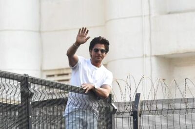 Shah Rukh Khan to Document His Fans' Journey, Drive Marketing Campaign of Pathaan With Them: Report