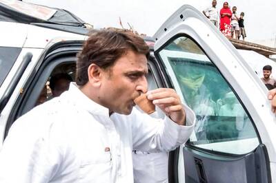 With 'Keep Away from Congress' Strategy, Akhilesh Yadav to Blow SP's Poll Bugle in MP Today