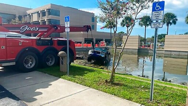 Truck Crashes Into Pond Outside Florida Courthouse