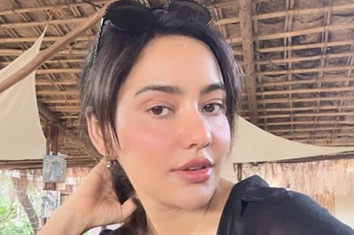 Neha Sharma's No-Makeup Photo Dump From Goa Beach Is Holiday Goals