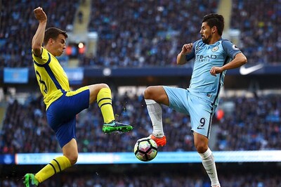 Manchester City Penalty Woes Allow Arsenal to Join Them at the Top