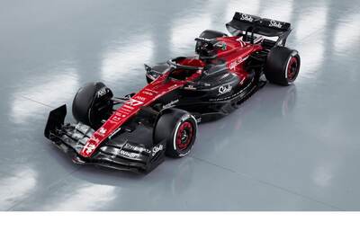 F1 Side Alfa Romeo Launch New C43 Livery Ahead of 2023 Campaign