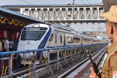 35 Vande Bharat Trains Promised, Only 8 Delivered: House Panel Warns Railways on 2022-23 Targets